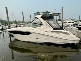33' Sea Ray 2015 Yacht For Sale